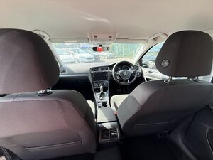 Volkswagen Golf 1.6 TDI 115 SE NAV DSG Hatchback