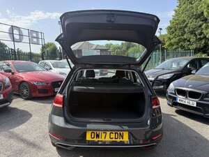 Volkswagen Golf 1.6 TDI 115 SE NAV DSG Hatchback