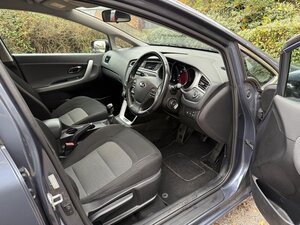 Kia Ceed 1.6 CEED 2 ISG 5dr