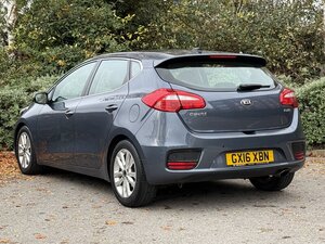 Kia Ceed 1.6 CEED 2 ISG 5dr