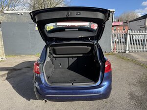 BMW 2 Series 1.5 216D Luxury 5dr