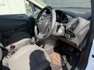 Ford B-Max 1.6 B-max Titanium AUTO 5dr