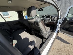 Ford B-Max 1.6 B-max Titanium AUTO 5dr