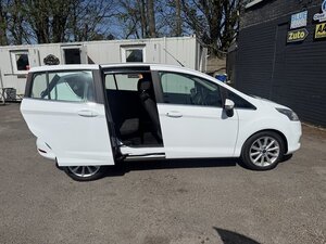 Ford B-Max 1.6 B-max Titanium AUTO 5dr