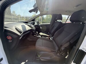 Ford B-Max 1.6 B-max Titanium AUTO 5dr