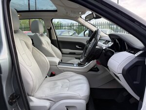 Land Rover Range Rover Evoque 2.2 Range Rover Evoque PURE ED4 4X2 5dr