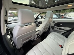 Land Rover Range Rover Evoque 2.2 Range Rover Evoque PURE ED4 4X2 5dr