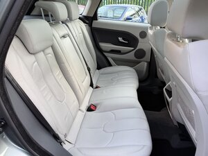 Land Rover Range Rover Evoque 2.2 Range Rover Evoque PURE ED4 4X2 5dr