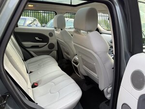 Land Rover Range Rover Evoque 2.2 Range Rover Evoque PURE ED4 4X2 5dr