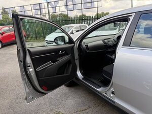 Kia Sportage 1.6 Sportage 1 5dr