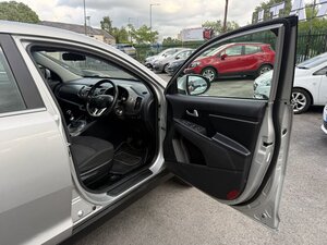 Kia Sportage 1.6 Sportage 1 5dr