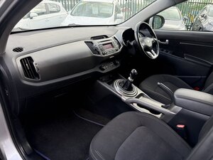 Kia Sportage 1.6 Sportage 1 5dr