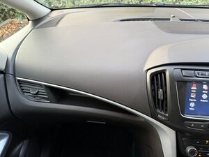 Vauxhall Zafira Tourer 1.4 Zafira Tourer SRI NAV T 5dr