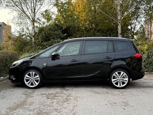 Vauxhall Zafira Tourer 1.4 Zafira Tourer SRI NAV T 5dr