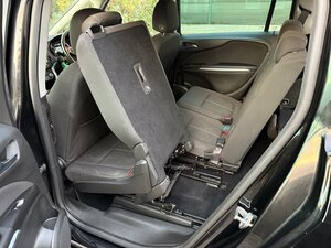 Vauxhall Zafira Tourer 1.4 Zafira Tourer SRI NAV T 5dr