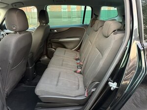 Vauxhall Zafira Tourer 1.4 Zafira Tourer SRI NAV T 5dr