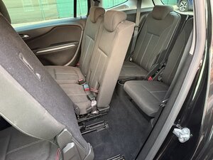 Vauxhall Zafira Tourer 1.4 Zafira Tourer SRI NAV T 5dr