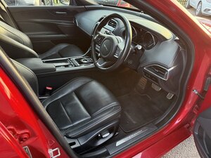 Jaguar XE 2.0 XE Landmark D AUTO 4dr