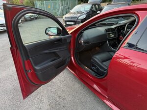 Jaguar XE 2.0 XE Landmark D AUTO 4dr