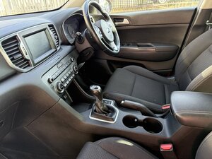 Kia Sportage 1.7 Sportage 2 CRDI ISG 5dr