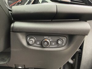 Vauxhall Insignia 1.6 Insignia SRI TD AUTO 5dr