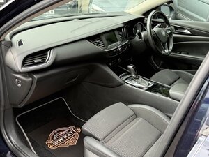 Vauxhall Insignia 1.6 Insignia SRI TD AUTO 5dr