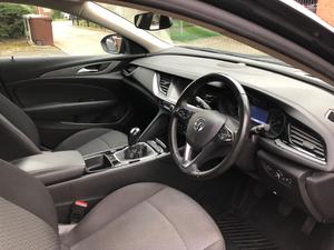 Vauxhall Insignia 1.6 Turbo D BlueInjection Design Nav Grand Sport Euro 6 (s/s) 5dr