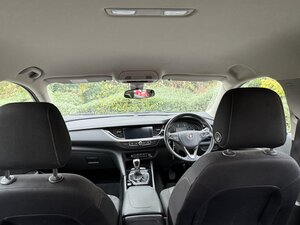 Vauxhall Insignia 1.6 Turbo D BlueInjection Design NAV Grand Sport