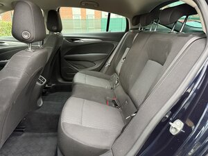 Vauxhall Insignia 1.6 Turbo D BlueInjection Design NAV Grand Sport