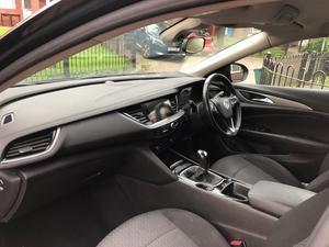 Vauxhall Insignia 1.6 Turbo D BlueInjection Design Nav Grand Sport Euro 6 (s/s) 5dr