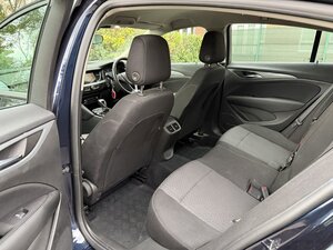 Vauxhall Insignia 1.6 Turbo D BlueInjection Design NAV Grand Sport