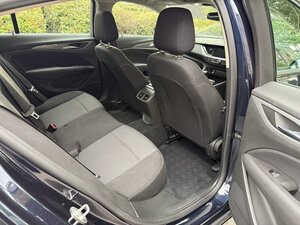 Vauxhall Insignia 1.6 Turbo D BlueInjection Design NAV Grand Sport
