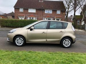 Renault Scenic 1.5 dCi ENERGY Dynamique TomTom Euro 5 (s/s) 5dr