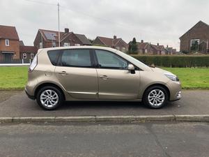 Renault Scenic 1.5 dCi ENERGY Dynamique TomTom Euro 5 (s/s) 5dr
