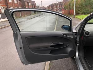 Vauxhall Corsa 1.2 16V Design Euro 5 3dr