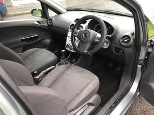 Vauxhall Corsa 1.2 16V Design Euro 5 3dr
