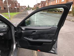 Mercedes-Benz E Class 2.1 E220 CDI BlueEfficiency Executive SE G-Tronic+ Euro 5 (s/s) 4dr