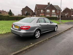 Mercedes-Benz E Class 2.1 E220 CDI BlueEfficiency Executive SE G-Tronic+ Euro 5 (s/s) 4dr