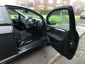 Fiat Punto 1.4 Jet Black II Euro 6 (s/s) 3dr