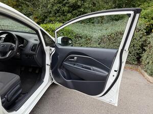 Kia Rio 1.1 CRDi EcoDynamics 1 Euro 5 (s/s) 5dr