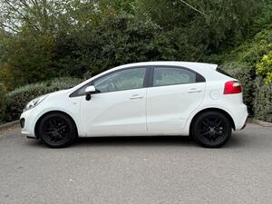 Kia Rio 1.1 CRDi EcoDynamics 1 Euro 5 (s/s) 5dr