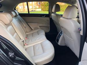 Skoda Superb 2.0 TDI Elegance DSG Euro 4 5dr