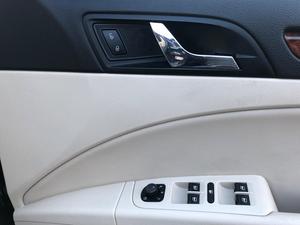 Skoda Superb 2.0 TDI Elegance DSG Euro 4 5dr