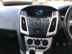 Ford Focus 1.6 TDCi Zetec Euro 5 (s/s) 5dr