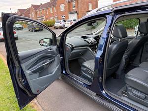 Ford Grand C-Max 1.0T EcoBoost Titanium X Euro 5 (s/s) 5dr