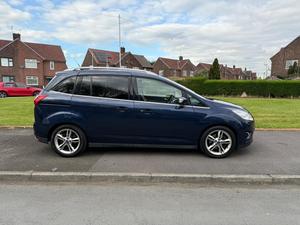 Ford Grand C-Max 1.0T EcoBoost Titanium X Euro 5 (s/s) 5dr