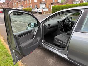 Volkswagen Golf 1.6 TDI Match DSG Euro 5 5dr