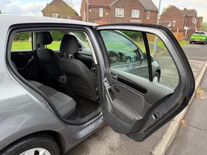 Volkswagen Golf 1.6 TDI Match DSG Euro 5 5dr