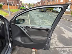Volkswagen Golf 1.6 TDI Match DSG Euro 5 5dr