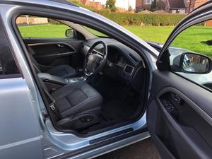 Volvo V70 2.4 D5 SE Geartronic Euro 4 5dr